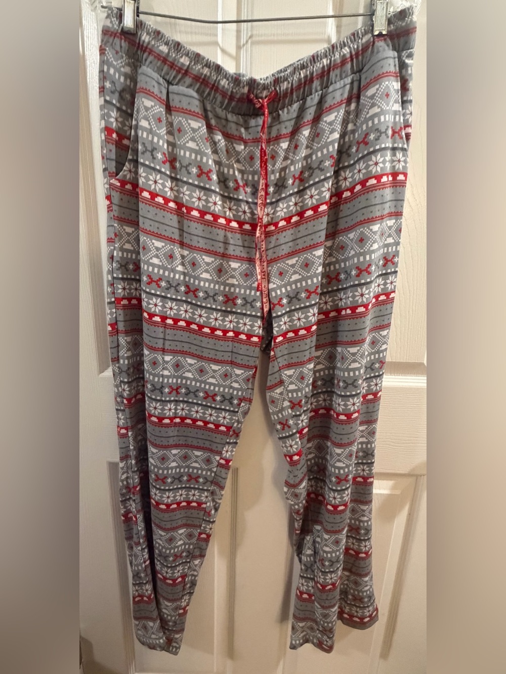 Muk Luks Men's Pajama Set - Picture 7 of 8